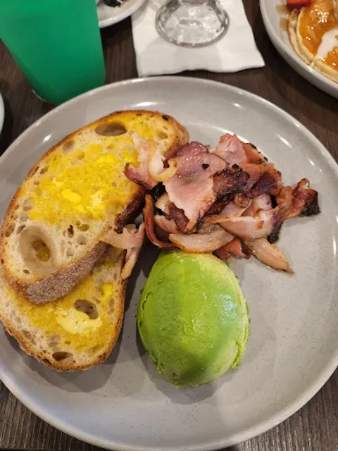 Aroma Deli Cafe