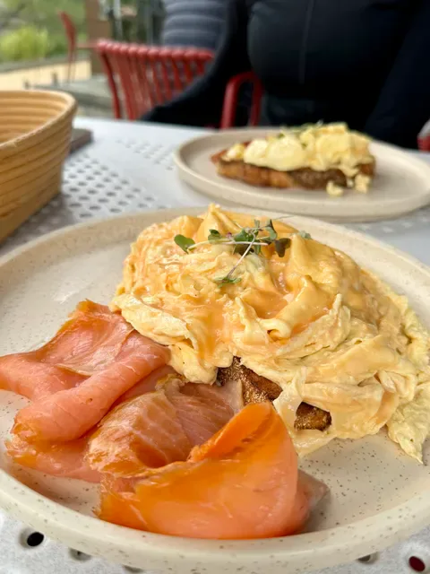 Cafe PreVue