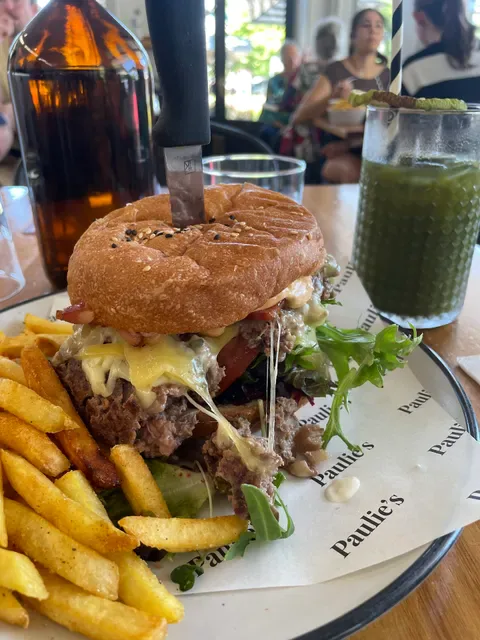 Paulie's Corner Cafe