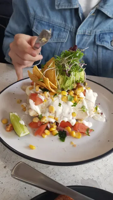 Paulie's Corner Cafe