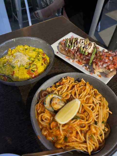 Precinct Bar & Restaurant