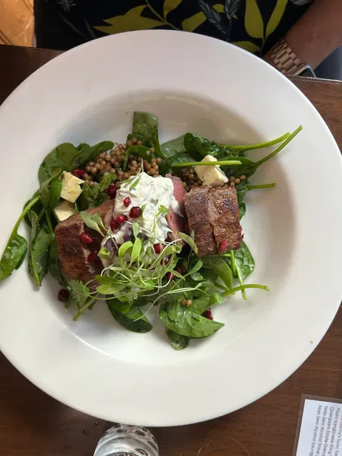 Clovelly Restaurant & Bar
