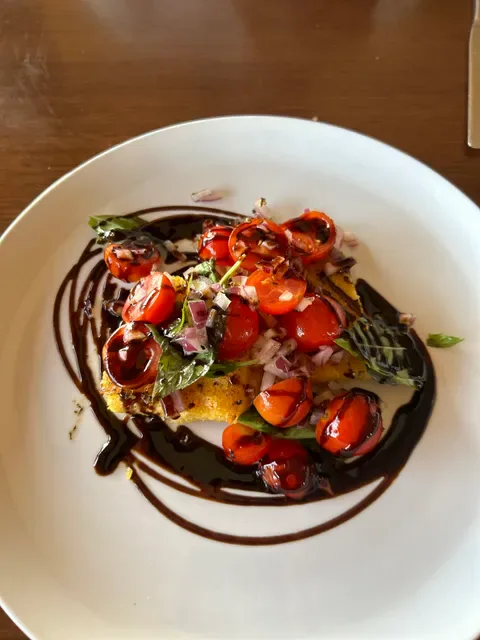 Clovelly Restaurant & Bar