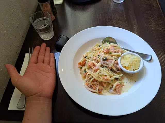 Logans Cafe Restaurant
