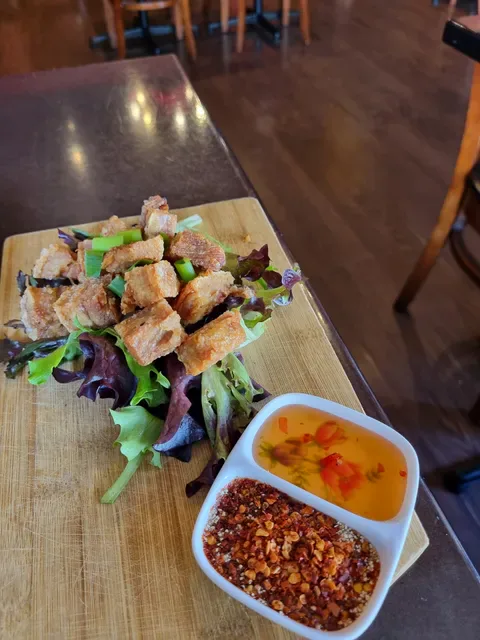 Red Spoon Thai Eatery