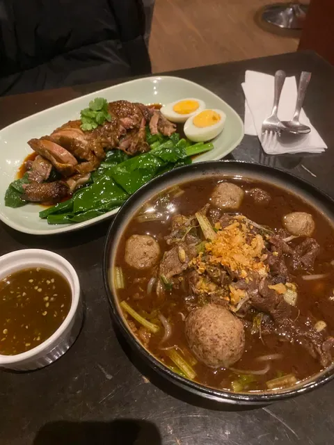 Red Spoon Thai Eatery