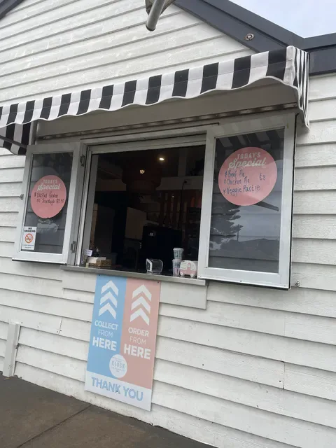 The Beach Kiosk Cafe