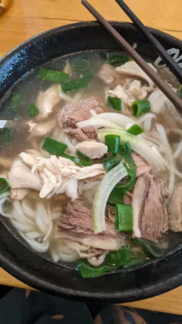 Old Man Pho Waurn Ponds - Vietnamese Restaurant