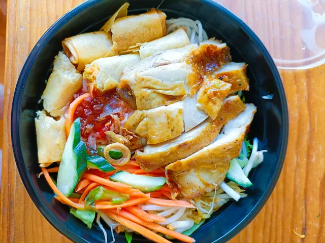 Old Man Pho Waurn Ponds - Vietnamese Restaurant