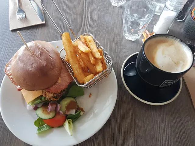 Blind Freddy's Cafe