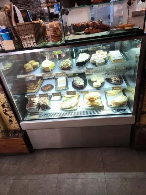Deli Bean Cafe