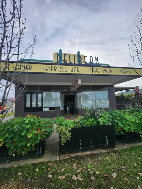 Deli Bean Cafe
