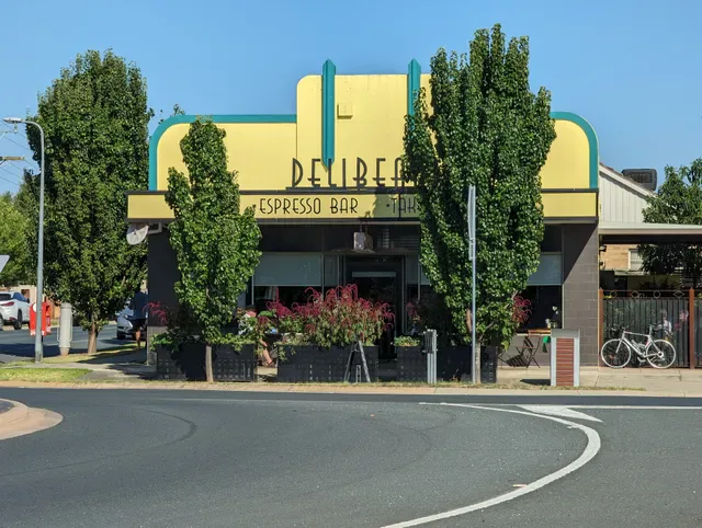 Deli Bean Cafe