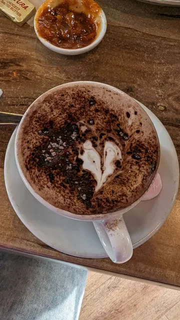 JUNCTION CAFE