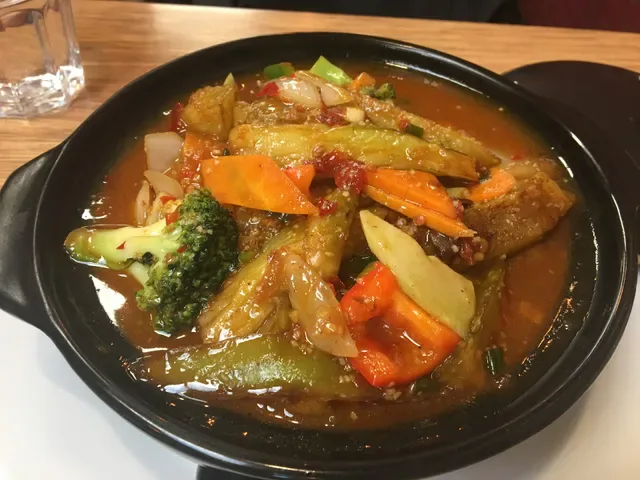 Dumpling Plaza Chinese Restaurant