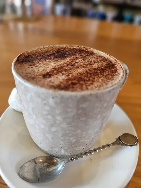 Folks coffee