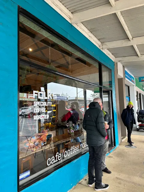 Folks coffee