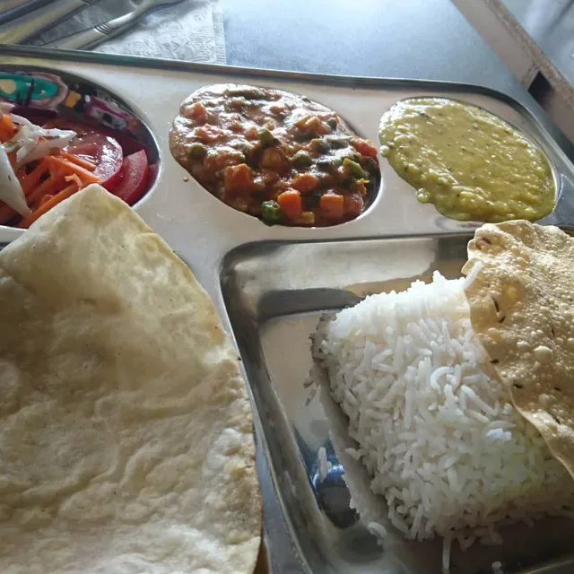 The Discover India Yarragon