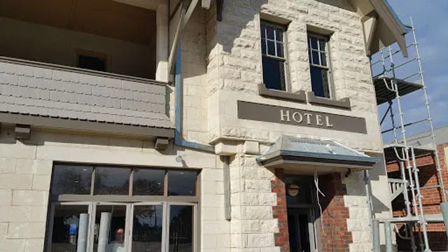 Yarragon Hotel