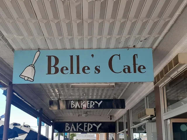 Belle's Cafe