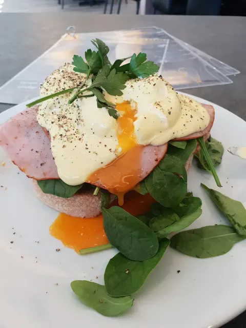 Alkimos Cafe & Grill