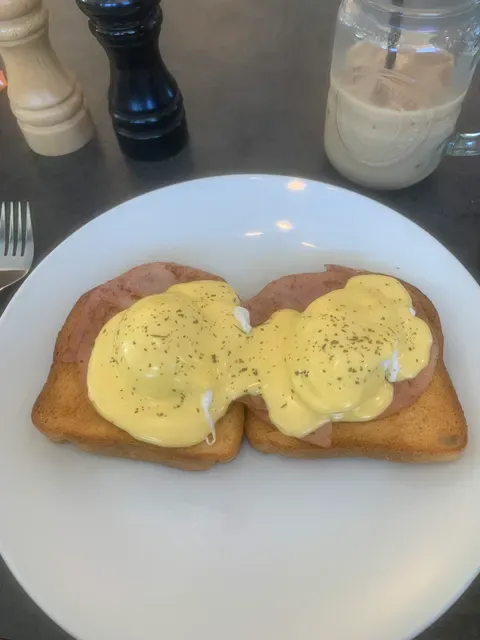 Alkimos Cafe & Grill