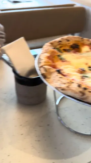 Canteen Pizza