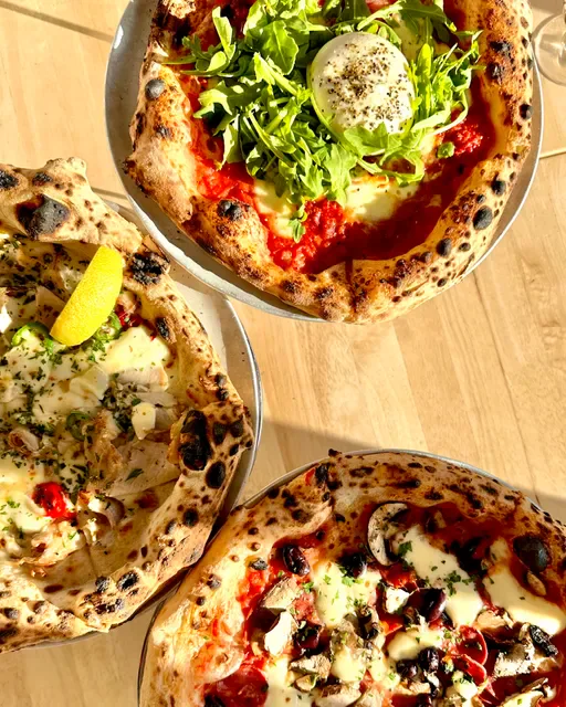 Canteen Pizza