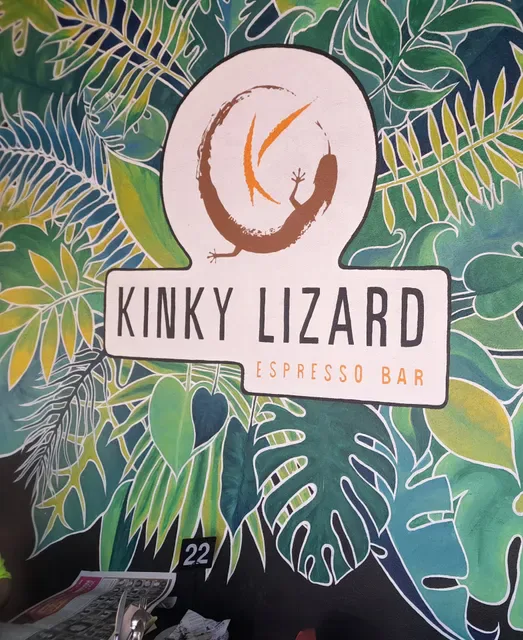 Kinky Lizard Cafe on Mews