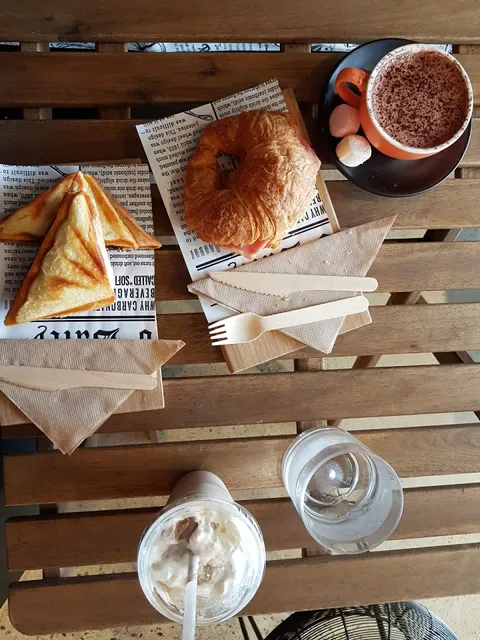 The Old Boy Cafe