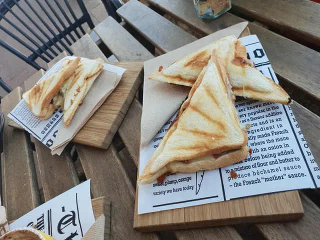 The Old Boy Cafe
