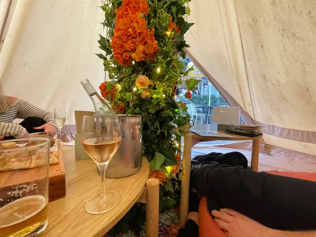 The Quarter Acre Hotel