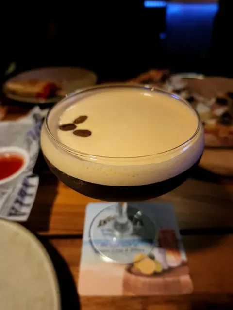 Bad Apples Bar