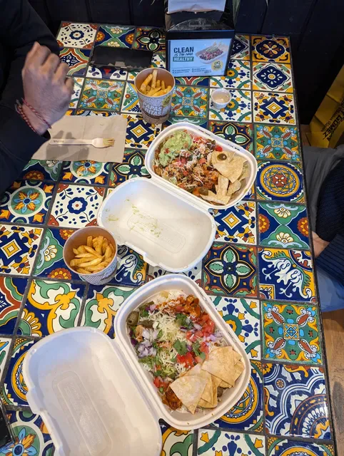 Guzman y Gomez - Ascot