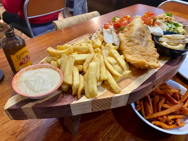 Redfish, Fish, Chips & Grill