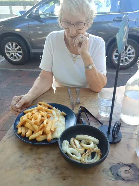 Redfish, Fish, Chips & Grill