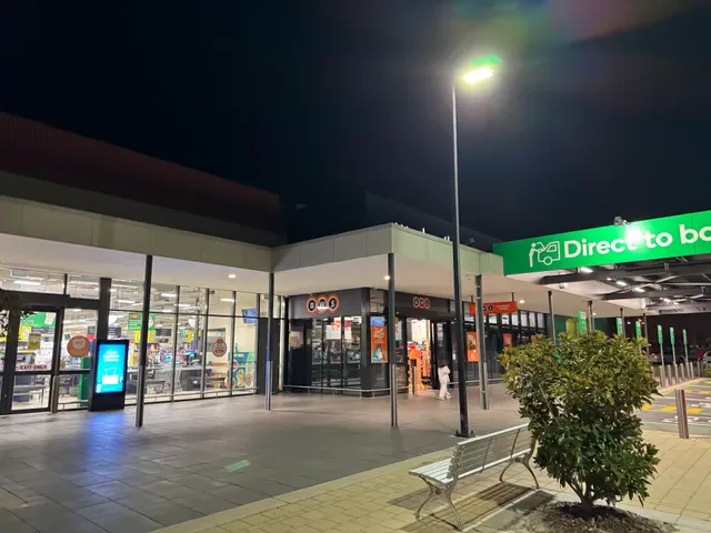 Woolworths Harvest Lakes