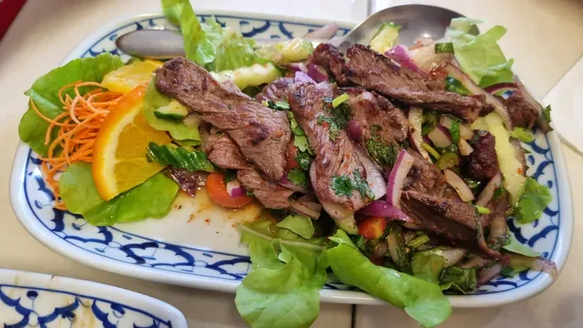 Yai’s Thai Takeaway & Cafe
