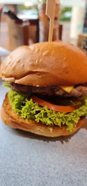8 Napkins Burger