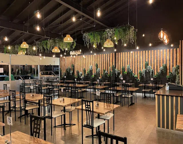 Naab Restaurant