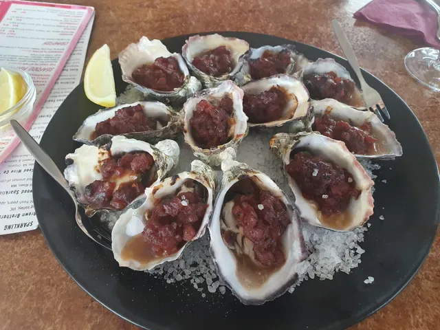 TheCray Seafood & Grill Restaurant, Belmont