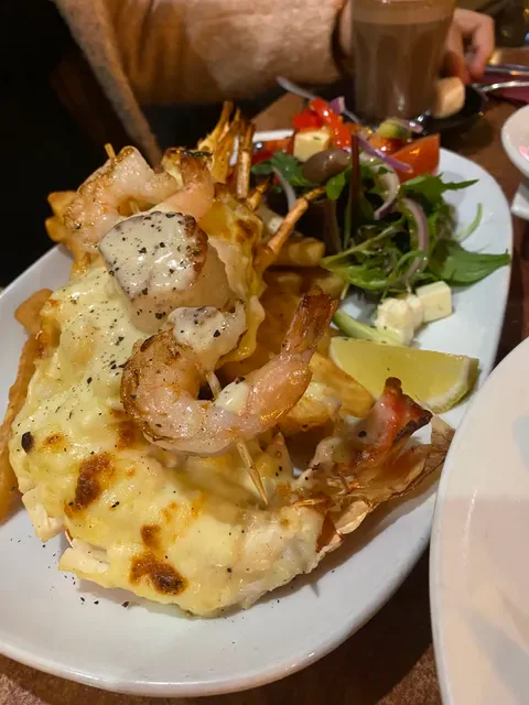 TheCray Seafood & Grill Restaurant, Belmont