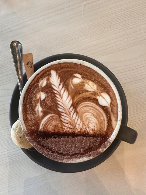 La Vita Cafe & Restaurant