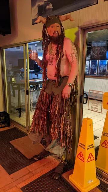 ROAR Bar & Grill