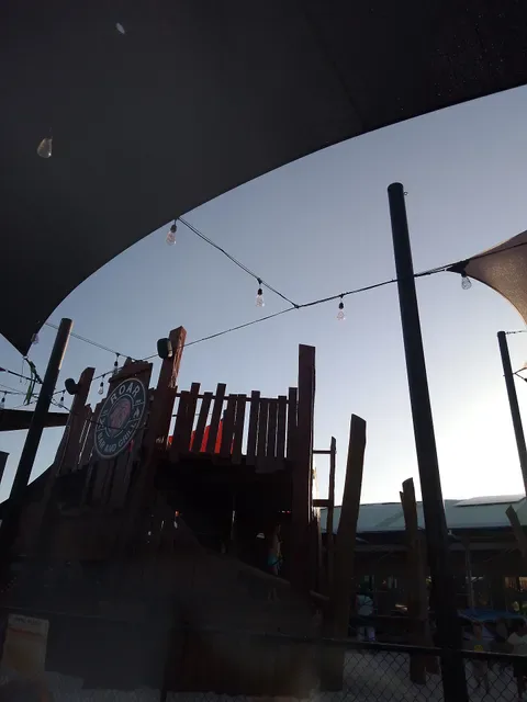 ROAR Bar & Grill