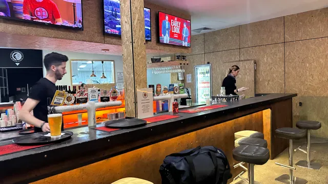 ROAR Bar & Grill