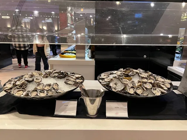 Atrium Buffet