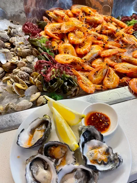 Atrium Buffet