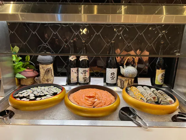 Atrium Buffet