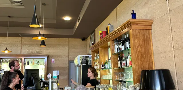 Pinelli Estate Winery Restaurant
